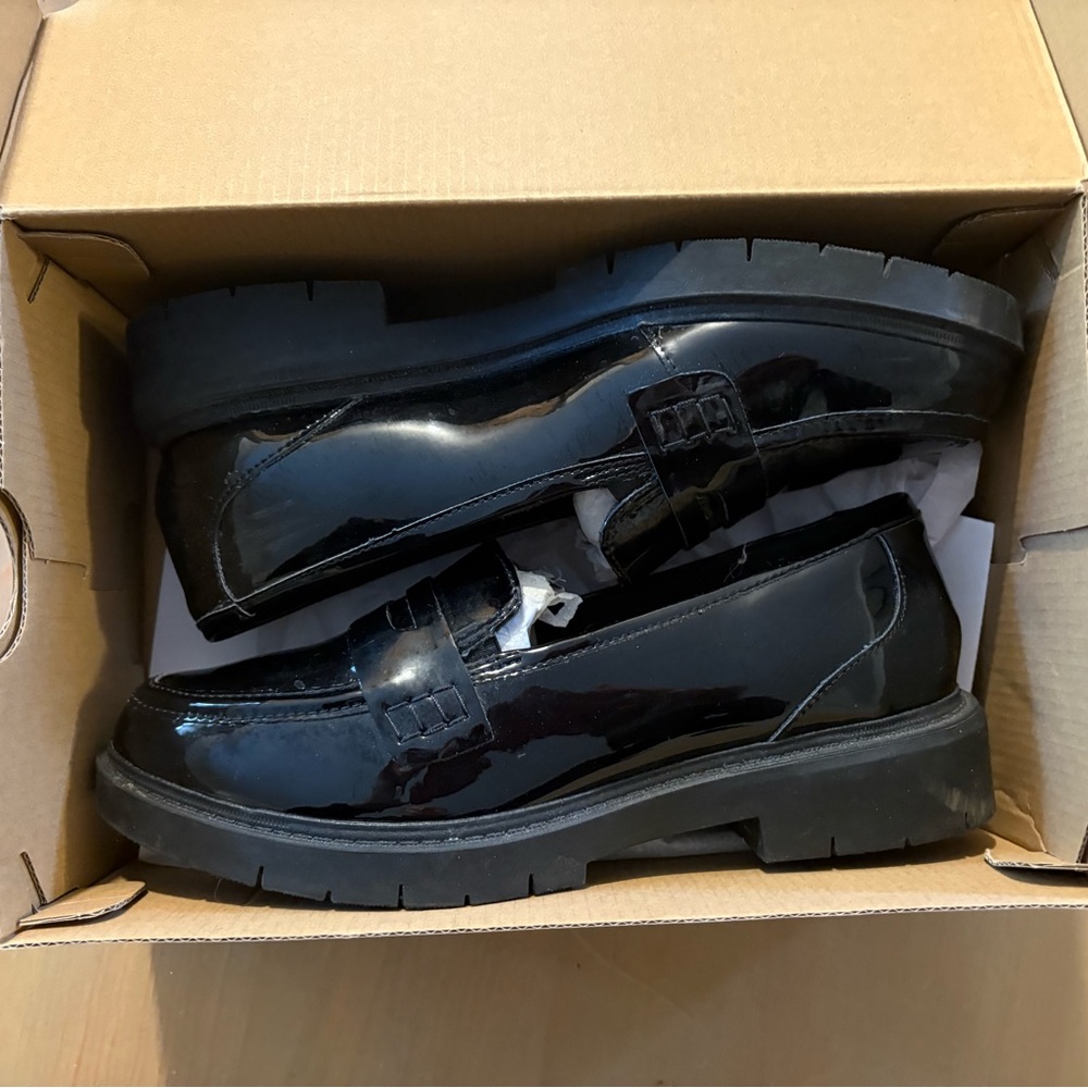 Women patent Loafers